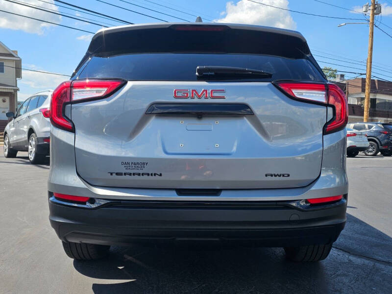 2024 GMC Terrain SLE