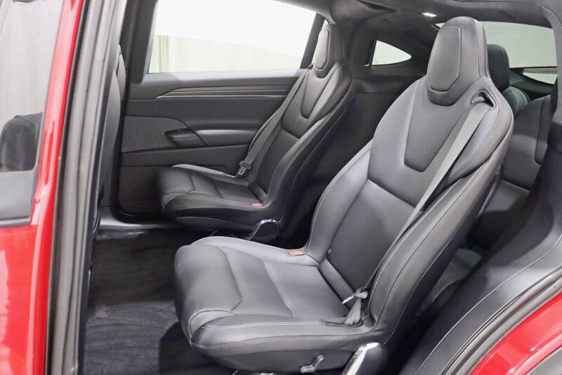 2022 Tesla Model X Plaid