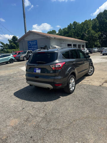 2017 Ford Escape SE