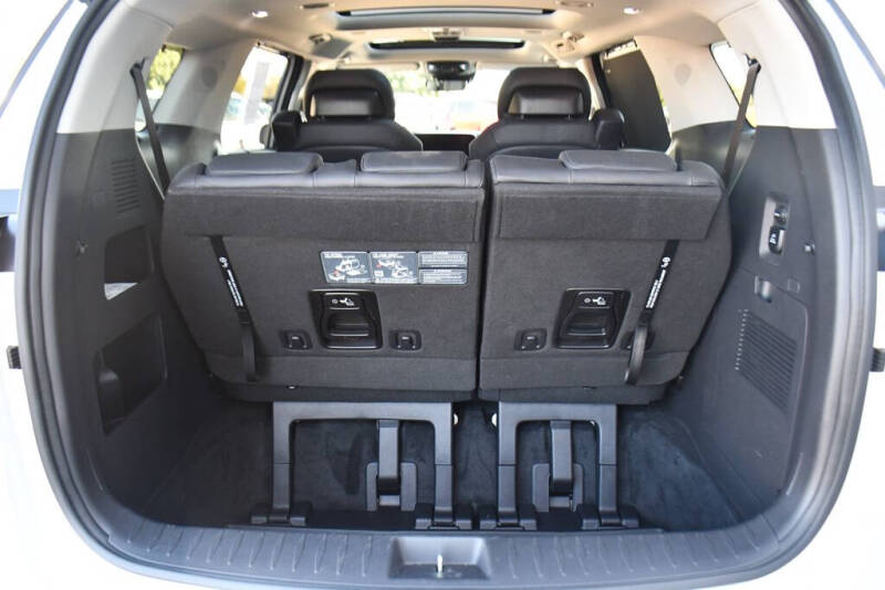 2024 Kia Carnival SX Prestige