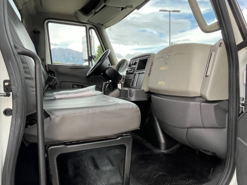 2013 International DuraStar 4300