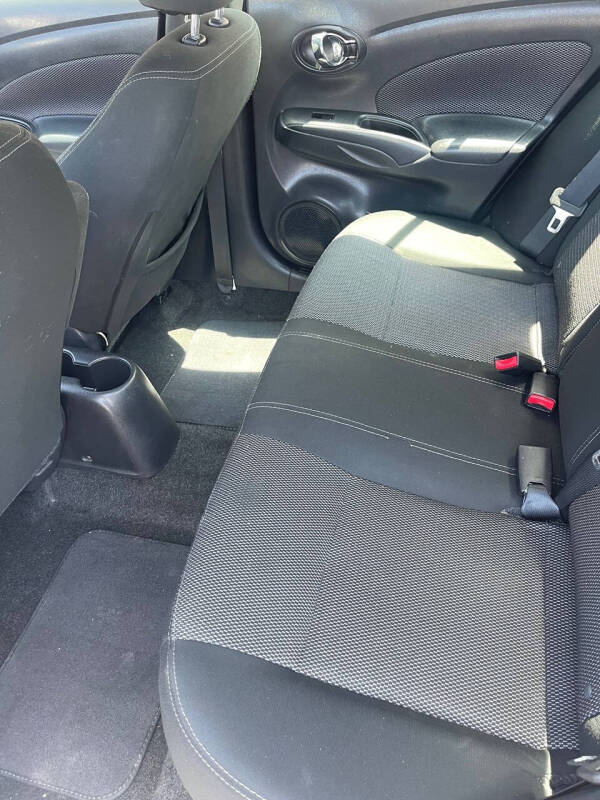 2019 Nissan Versa SV