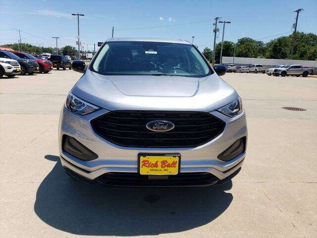 Used 2024 Ford Edge SE with VIN 2FMPK4G94RBA09022 for sale in Kansas City