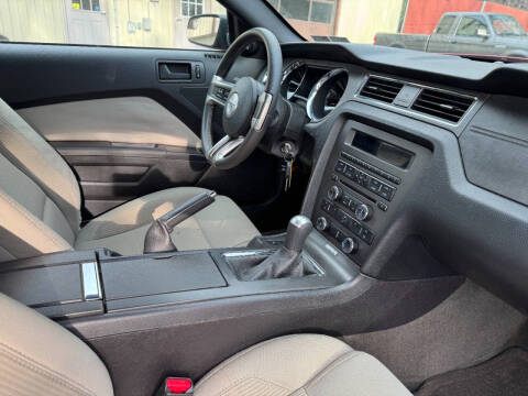 2013 Ford Mustang V6