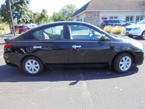 2013 Nissan Versa 1.6 SL