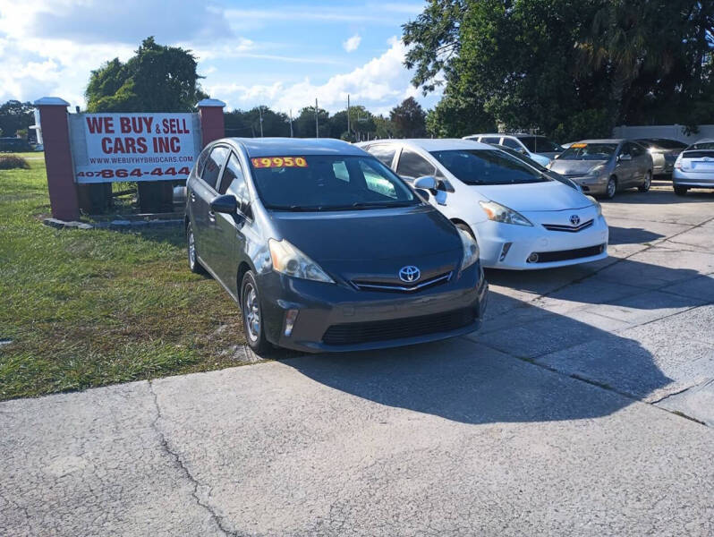2012 Toyota Prius v Five