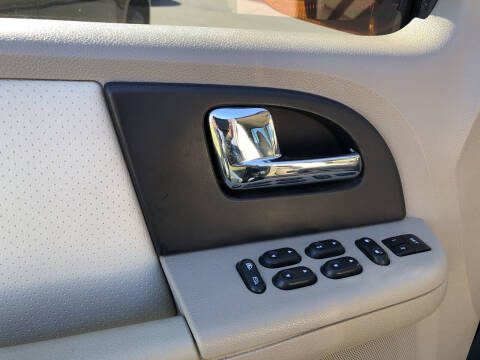 2005 Ford Expedition King Ranch