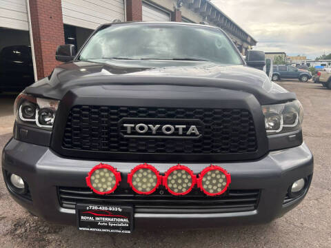 2015 Toyota Sequoia SR5