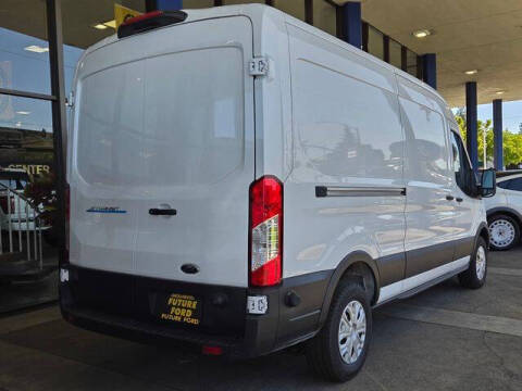 2024 Ford E-Transit 350