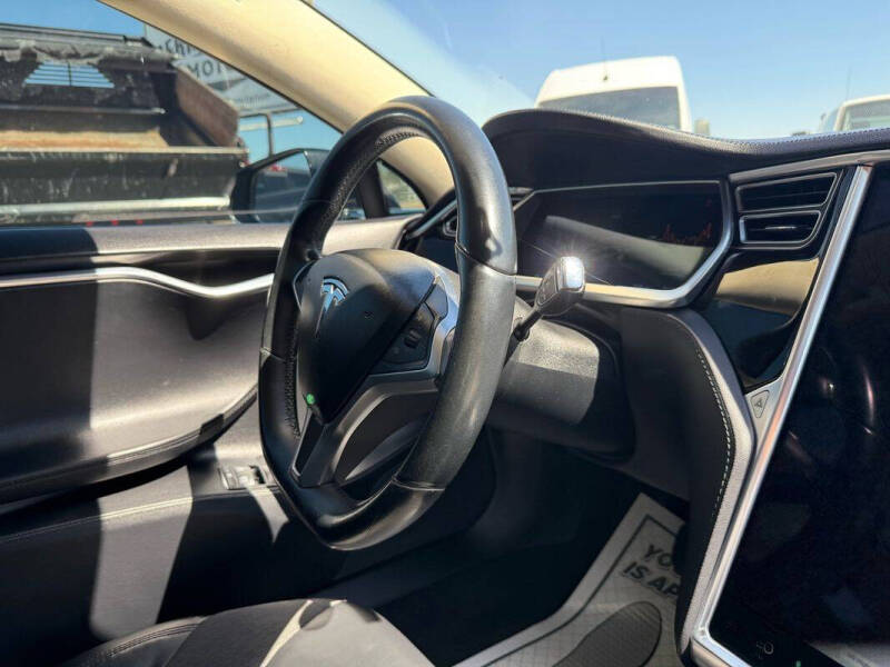 2013 Tesla Model S