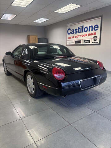 2002 Ford Thunderbird Deluxe