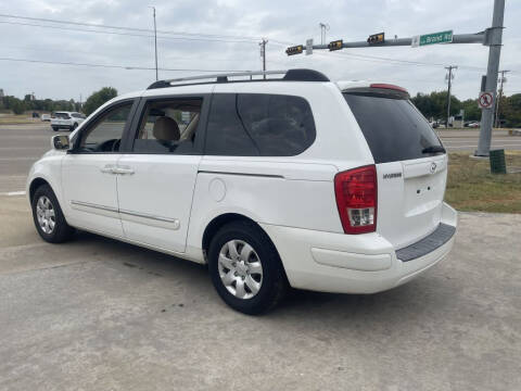 2007 Hyundai Entourage GLS