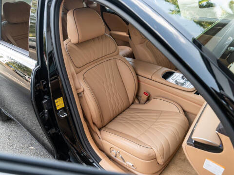 2023 Genesis G90 3.5T e-Supercharger