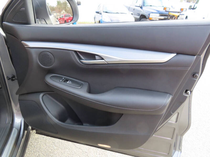 2023 Infiniti QX55 Luxe