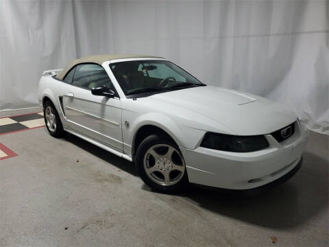 2004 Ford Mustang for sale at Tradewind Car Co in Muskegon MI