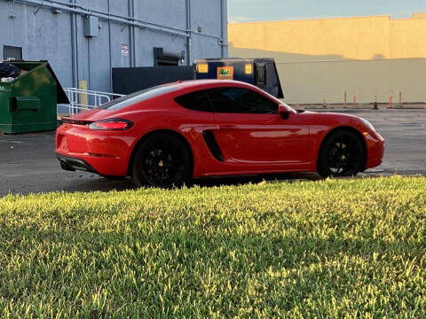 2018 Porsche 718 Cayman