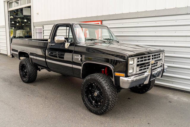 1985 Chevrolet C/K 20 Series 38