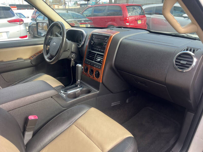 2008 Ford Explorer Eddie Bauer