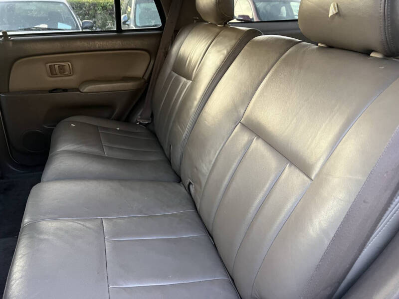 1999 Toyota 4Runner SR5