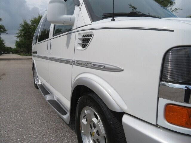 2010 Chevrolet Express LT 1500