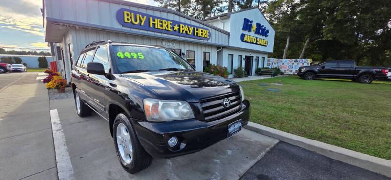 2004 Toyota Highlander Base's photo