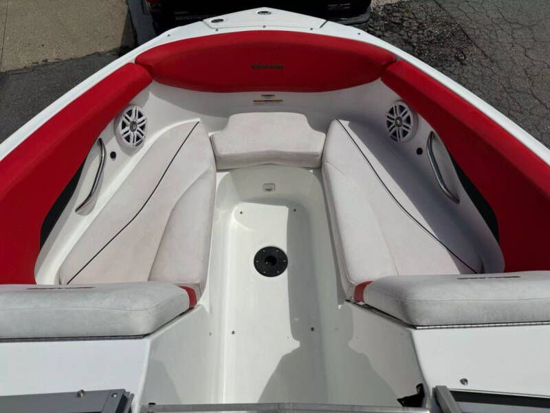2012 Sea-Doo 210 Wake