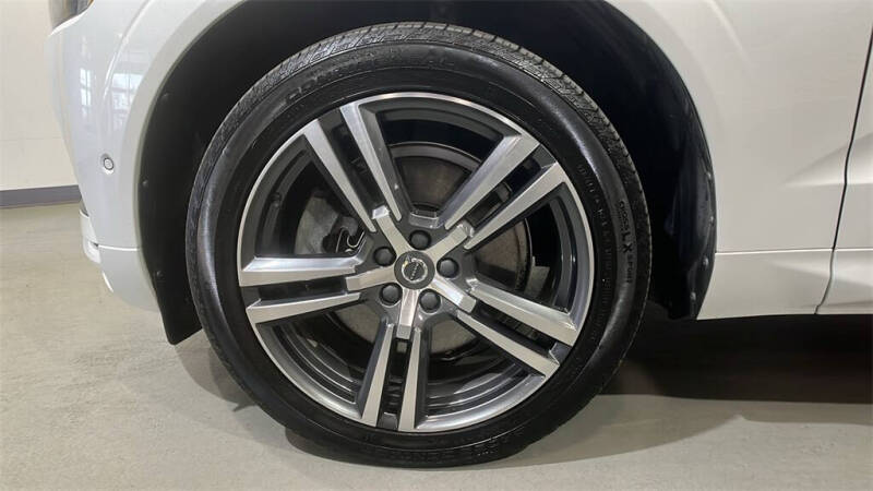 2018 Volvo XC60 T6 Momentum