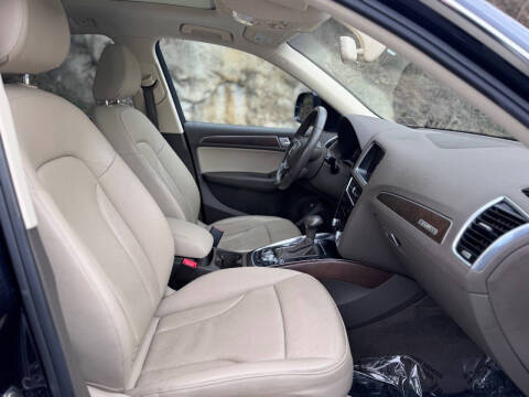 2017 Audi Q5 2.0T quattro Premium