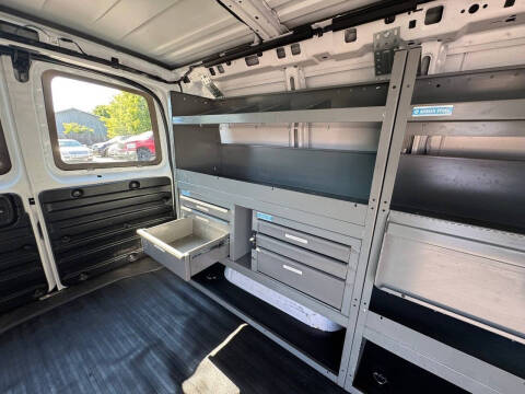 2017 Chevrolet Express 2500