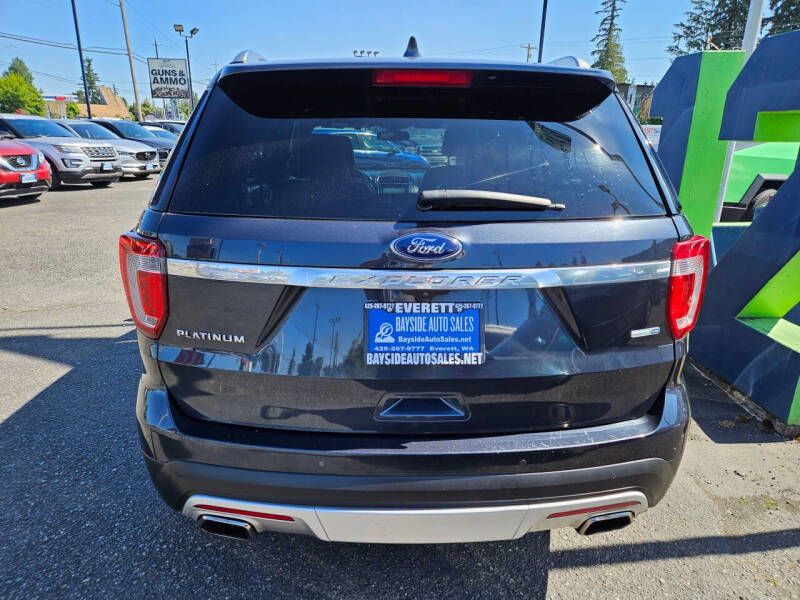 2017 Ford Explorer Platinum