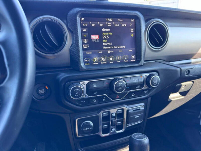 2021 Jeep Gladiator Willys