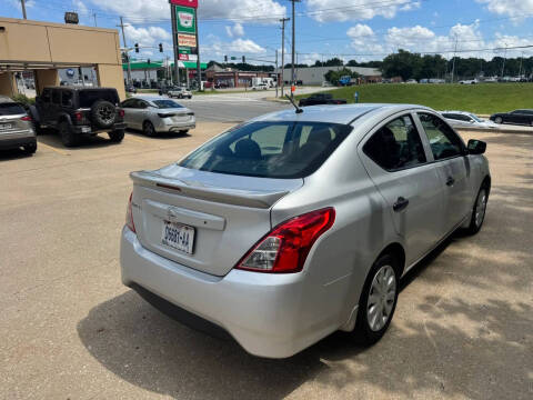 2019 Nissan Versa