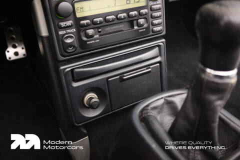2002 Toyota MR2 Spyder