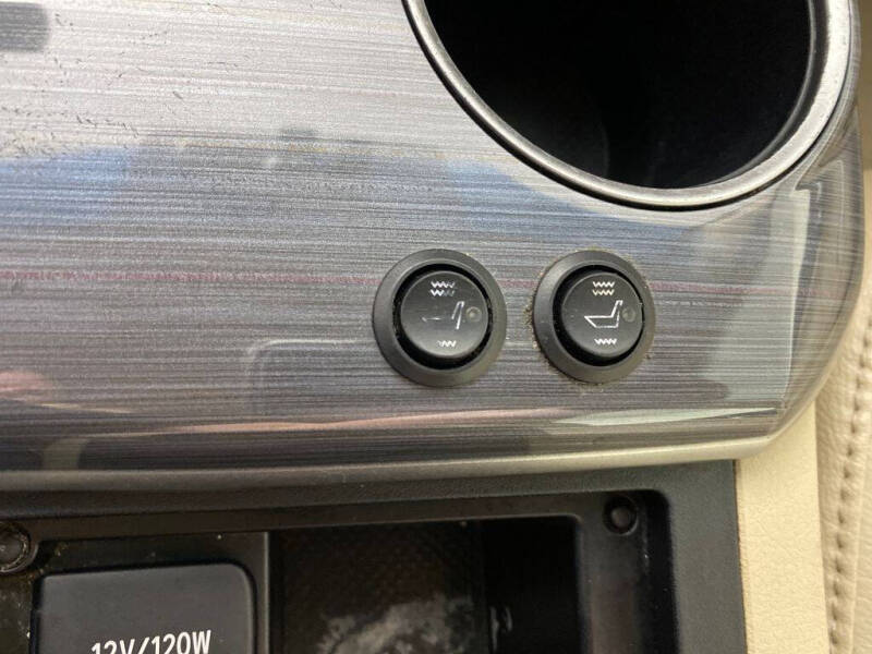 2014 Toyota Camry Hybrid XLE