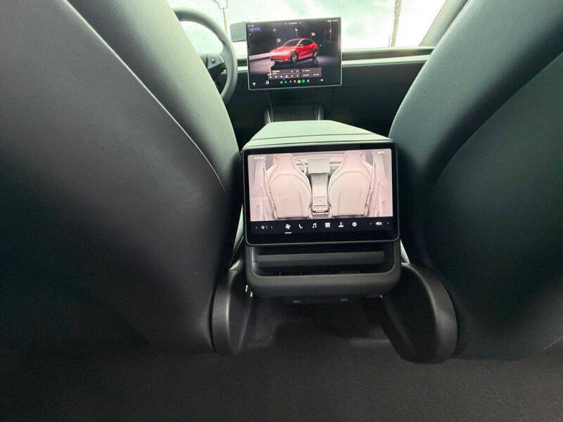 2026 Tesla Model Y Performance