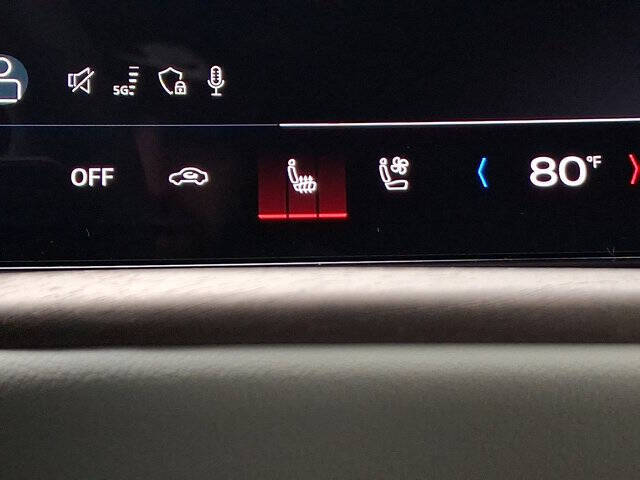 2025 Audi Q5 quattro Premium Plus TFSI