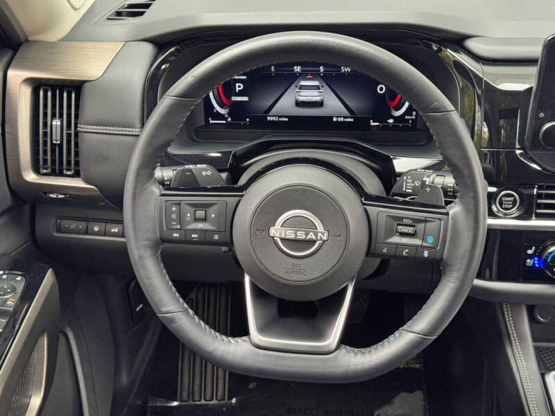 2024 Nissan Pathfinder Platinum