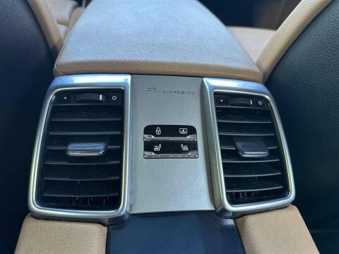 2013 Porsche Panamera