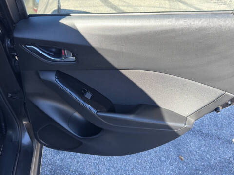 2017 Mazda MAZDA3 Sport