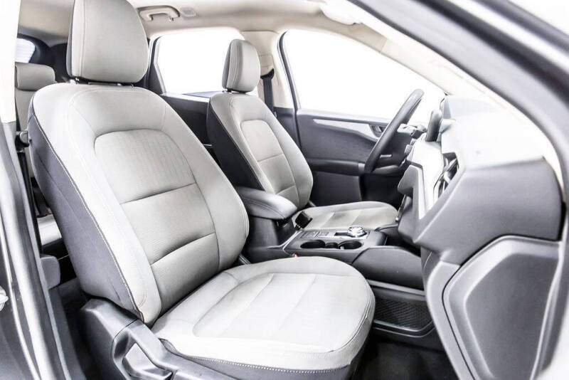 2020 Ford Escape S