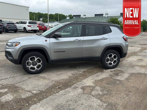 2022 Jeep Compass for sale at Auto Center of Columbus in Columbus OH