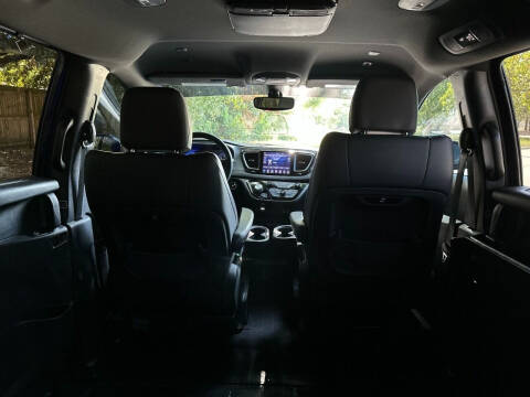 2018 Chrysler Pacifica Touring L