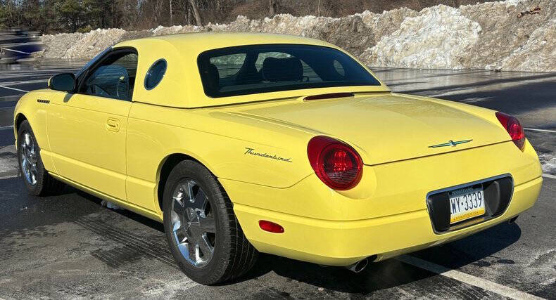 2002 Ford Thunderbird Deluxe