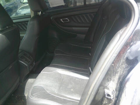 2011 Ford Taurus SEL