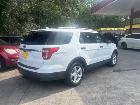 2018 Ford Explorer