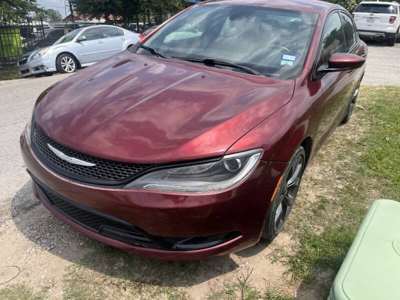 2015 Chrysler 200 S