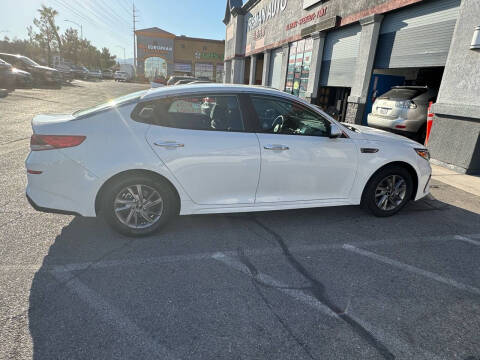 2020 Kia Optima LX