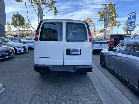 2018 Chevrolet Express 2500