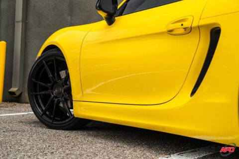2016 Porsche Cayman