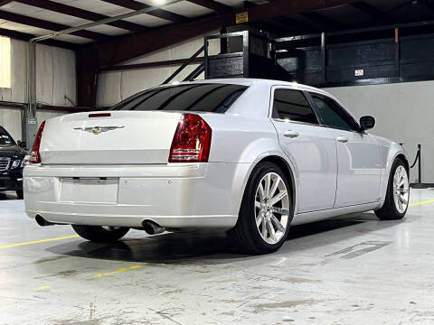 2009 Chrysler 300 SRT-8